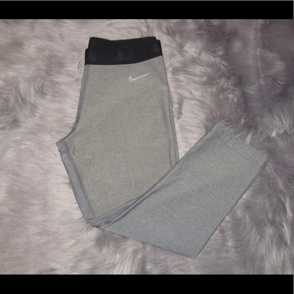 NIKE Golf Dri-Fit Capri Leggings